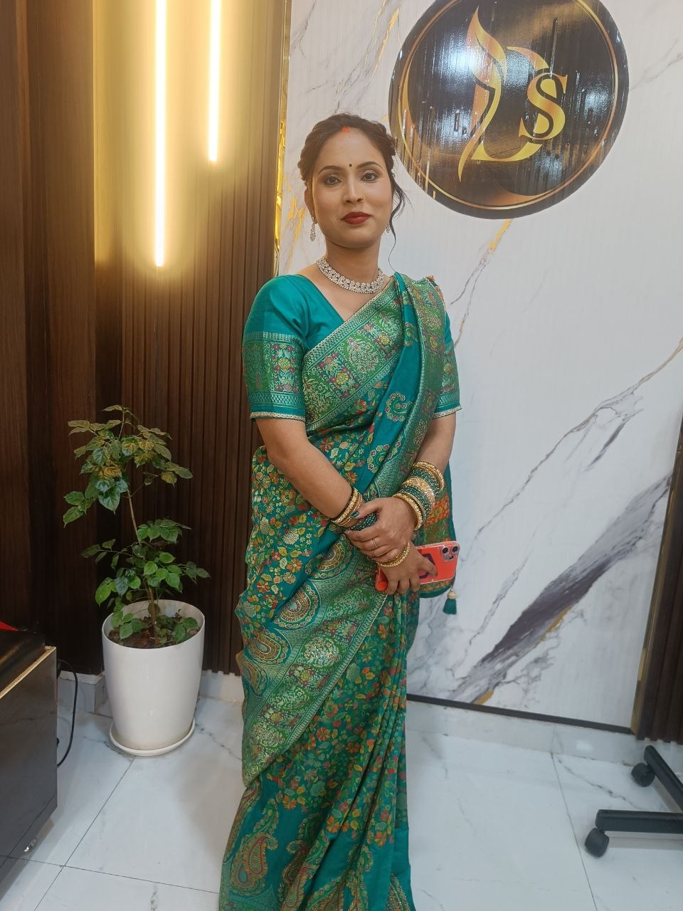Party Makeup by Deepika Sharma